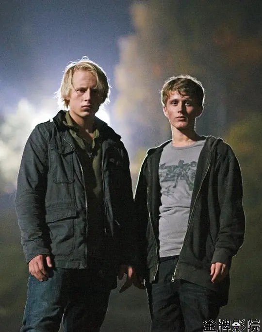 目击证人